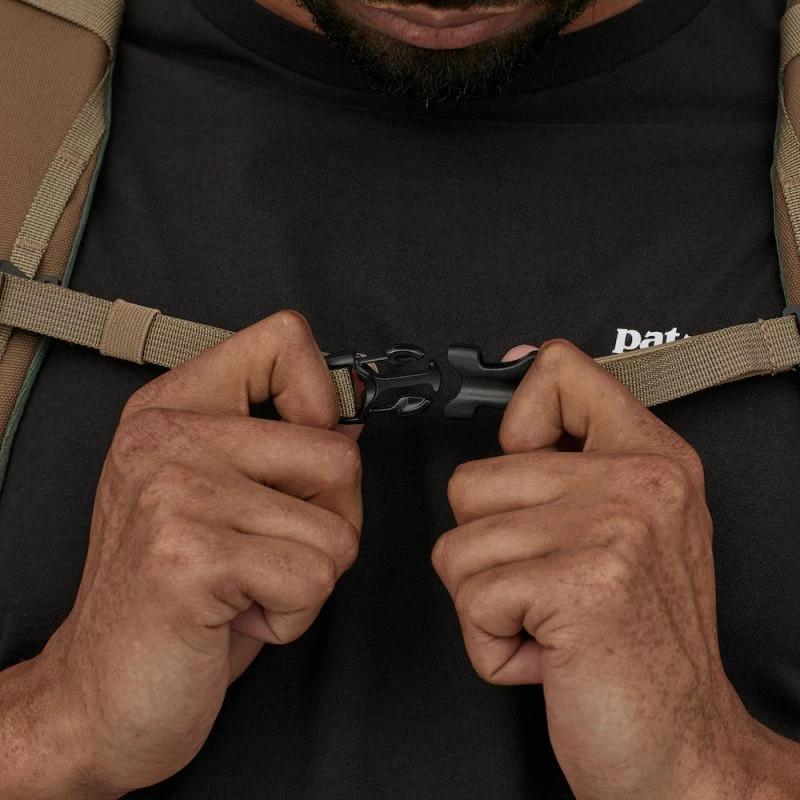 Grosses soldes 🎉 Patagonia Black Hole Pack 25L - Sac à dos ✨ 8 Grosses soldes 🎉 Patagonia Black Hole Pack 25L - Sac à dos ✨ – Image 8