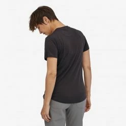 Offres ✔️ Patagonia Cap Cool Merino Graphic 👚 Shirt - T-shirt femme 💯 5 Offres ✔️ Patagonia Cap Cool Merino Graphic 👚 Shirt - T-shirt femme 💯 -Giro-shop patagonia cap cool merino graphic shirt t shirt femme light plume grey 2
